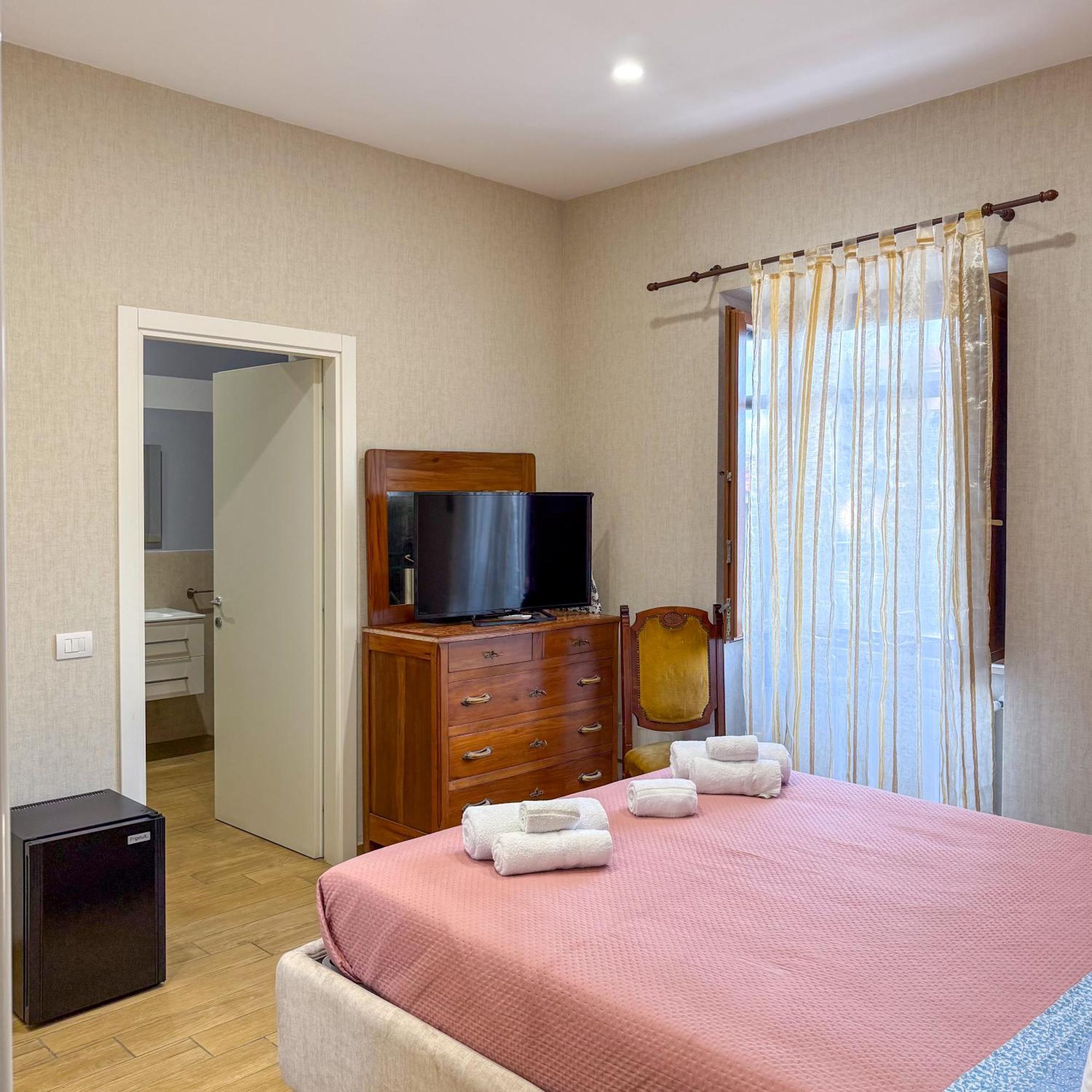 Edo House Anzio - Beachfront - Fronte Mare - Affittacamere Extérieur photo