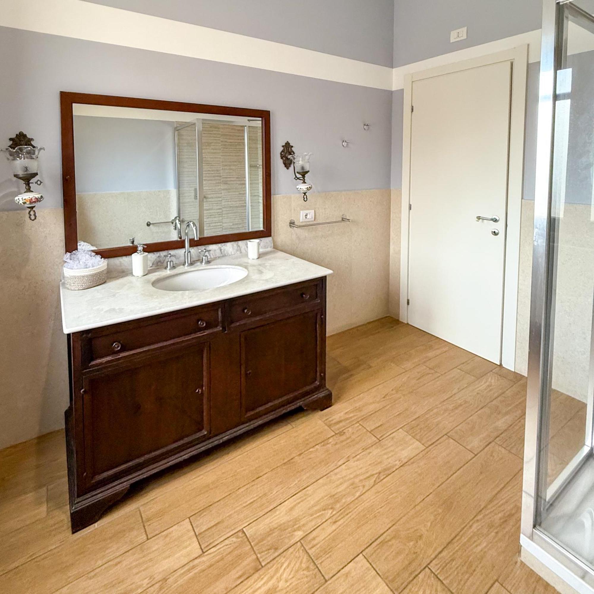 Edo House Anzio - Beachfront - Fronte Mare - Affittacamere Extérieur photo