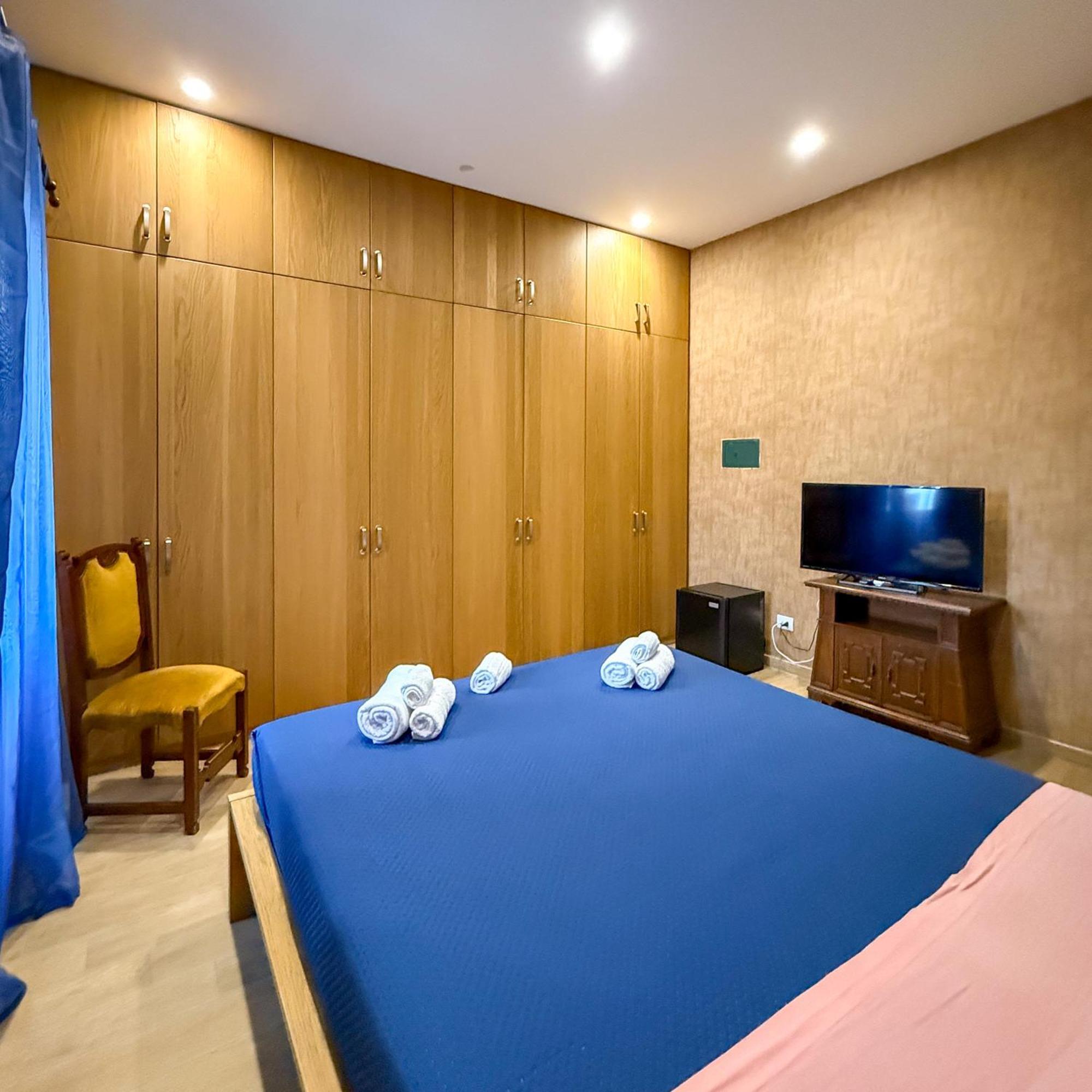 Edo House Anzio - Beachfront - Fronte Mare - Affittacamere Extérieur photo
